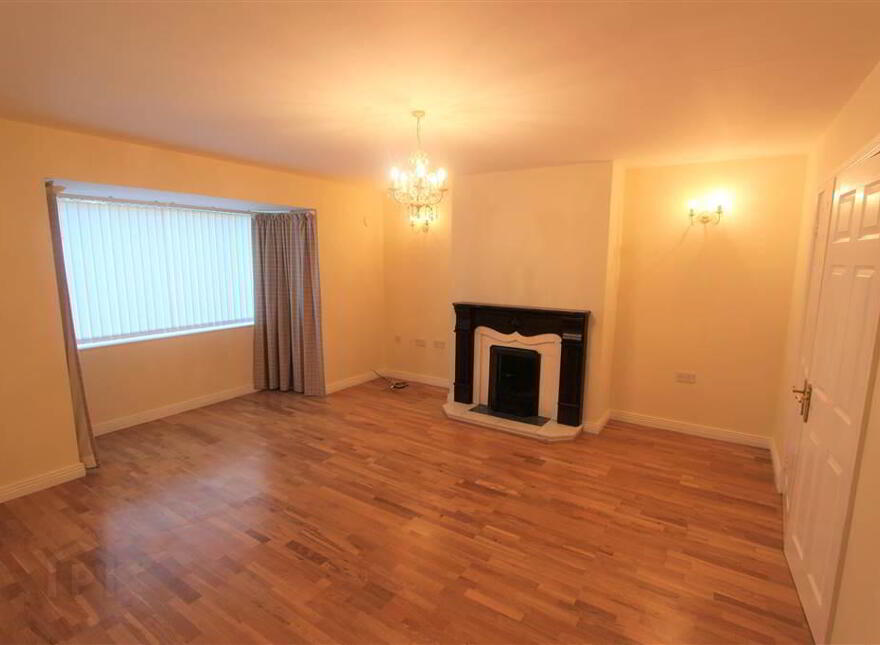 27 Greenwood Glen, Belfast, BT8 7WE