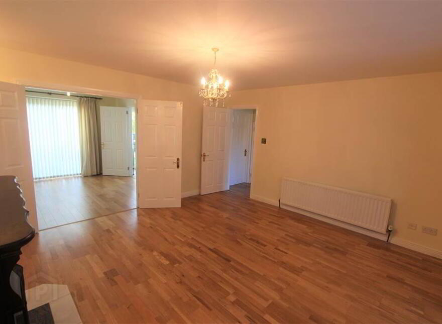 27 Greenwood Glen, Belfast, BT8 7WE
