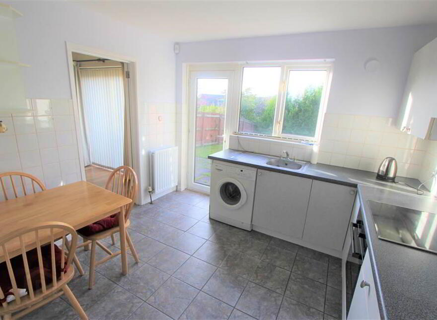 27 Greenwood Glen, Belfast, BT8 7WE