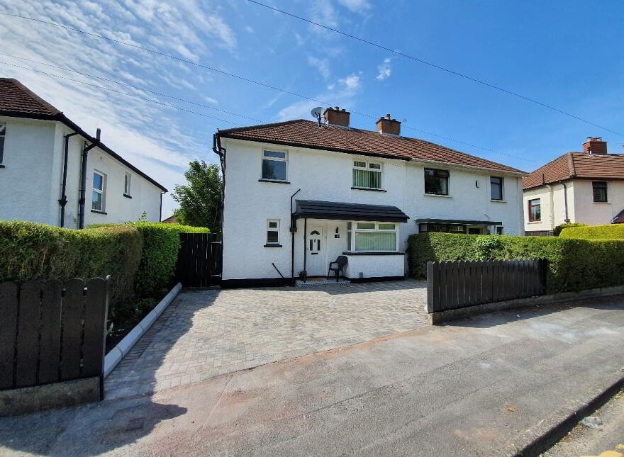 42 Abbots Wood, Holywood, BT18 9PL