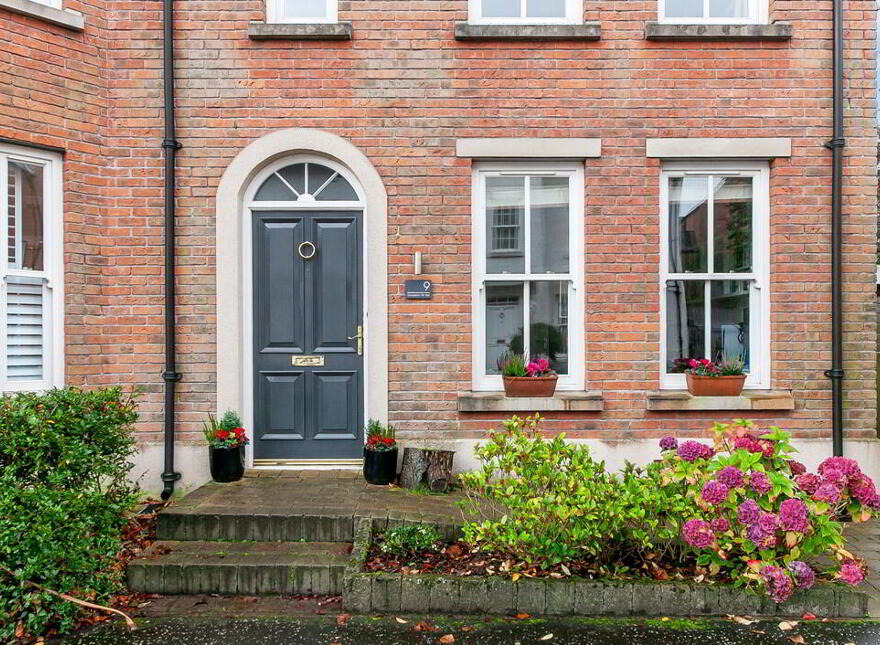9 Danesfort Park South, Belfast, BT9 7RG