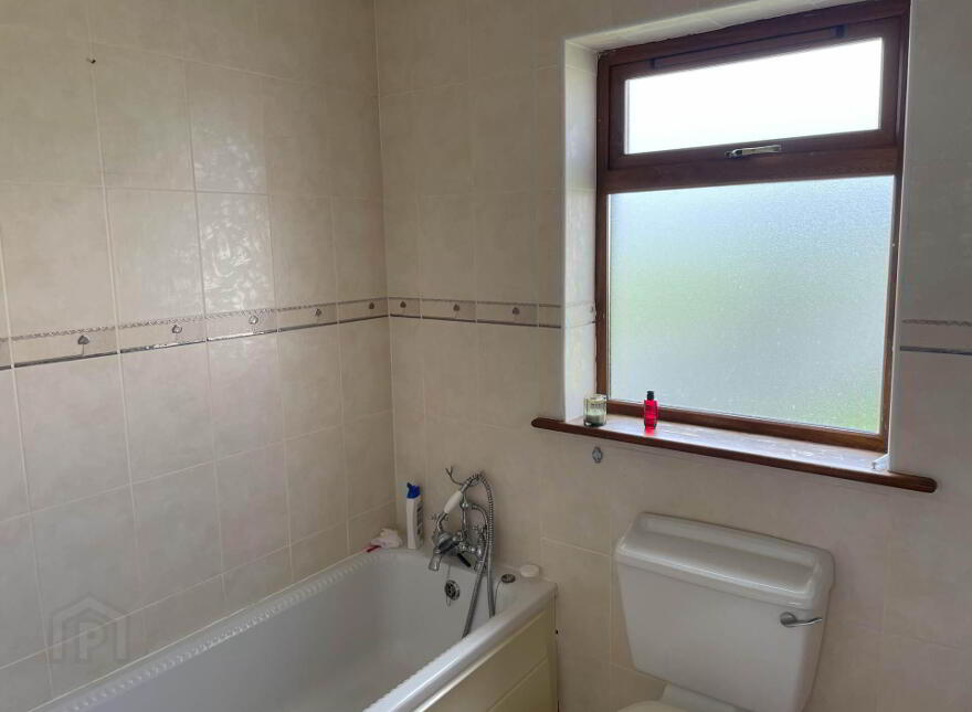 9 Churchfields, Shrule, H91W0X5