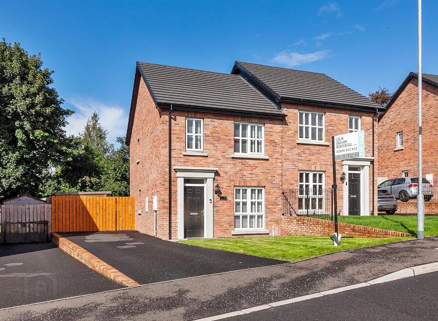 49 Ballyveigh Crescent, Antrim, BT41 2FL photo