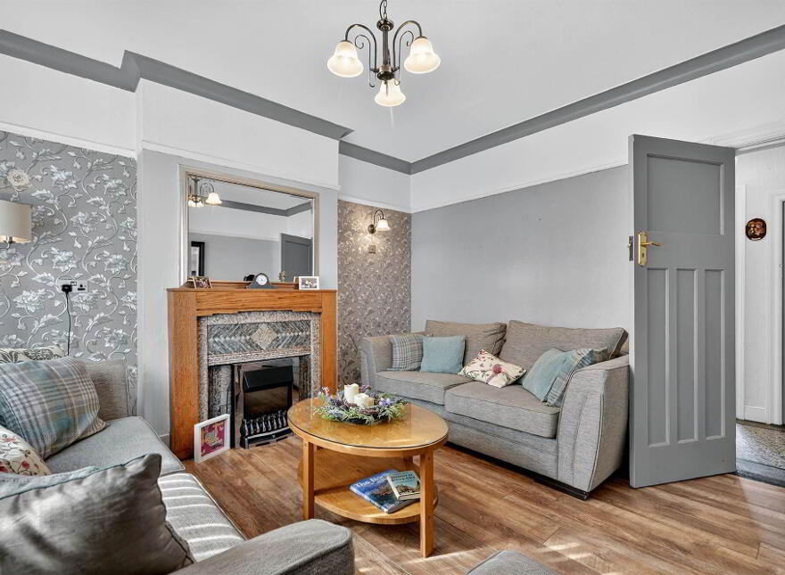 119 Glen Road, Andersonstown, Belfast, BT11 8BJ