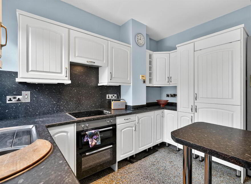 119 Glen Road, Andersonstown, Belfast, BT11 8BJ