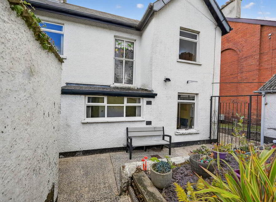 119 Glen Road, Andersonstown, Belfast, BT11 8BJ