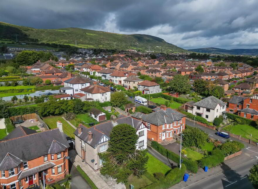 119 Glen Road, Andersonstown, Belfast, BT11 8BJ