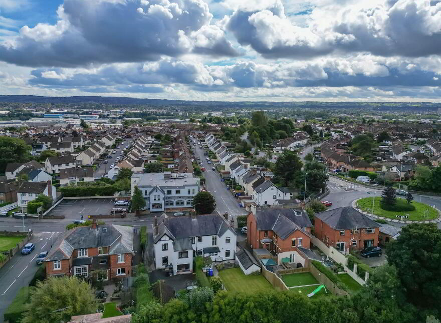 119 Glen Road, Andersonstown, Belfast, BT11 8BJ