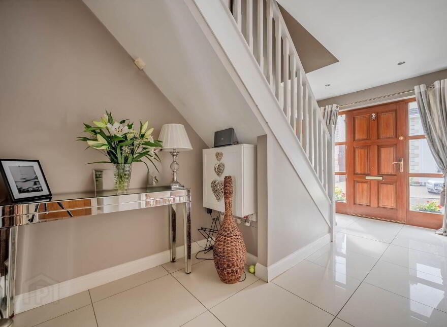 30 Walmer Grove, Bangor, BT19 1GR