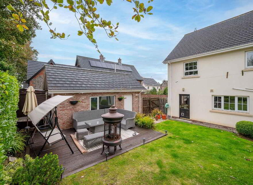 30 Walmer Grove, Bangor, BT19 1GR