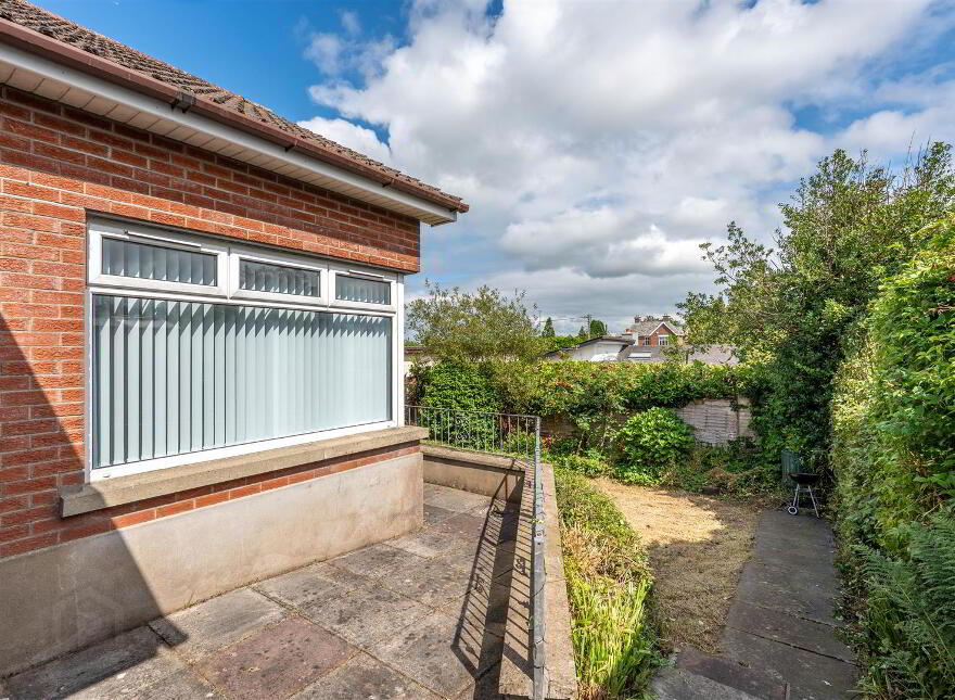 6 Annavale Drive, Carryduff, Belfast, BT8 8NY