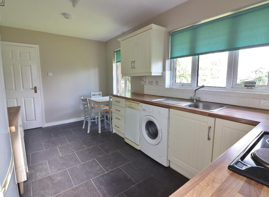 8 Allengrove, Lurgan, BT67 9HF