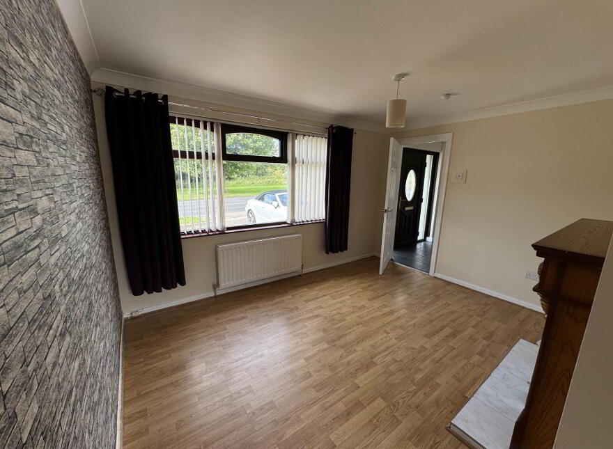 69 Linn Road, Larne, BT40 2BQ