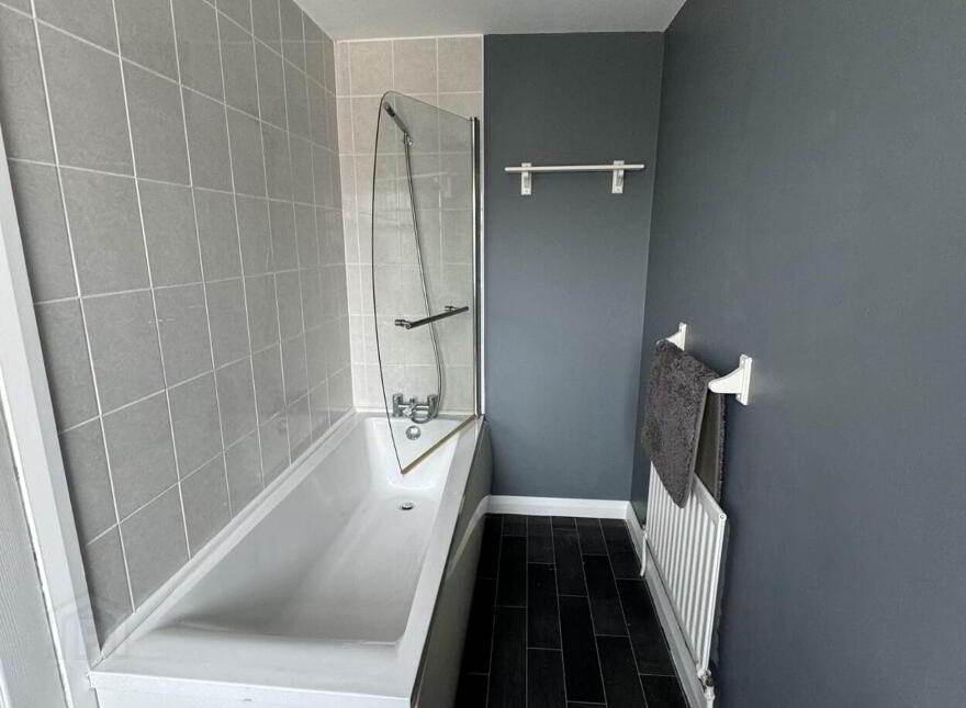 69 Linn Road, Larne, BT40 2BQ