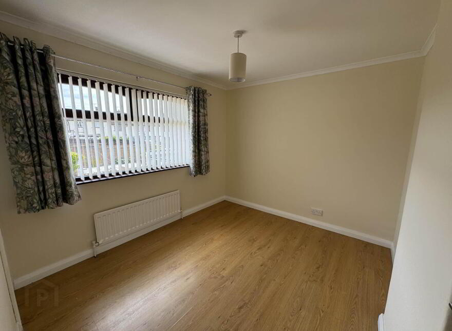 69 Linn Road, Larne, BT40 2BQ