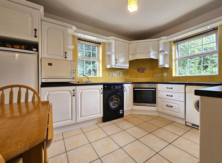 8 Fairfields, Antrim, BT41 4HZ
