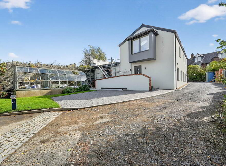 'The Barn', 6a Maxwell Lane, Bangor, BT20 3RR