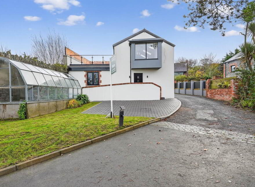 'The Barn', 6A Maxwell Lane, Bangor, BT20 3RR
