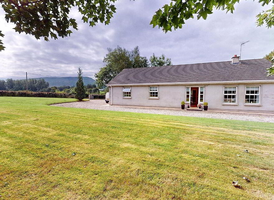 76 Derryork Road, Limavady, BT47 4RB