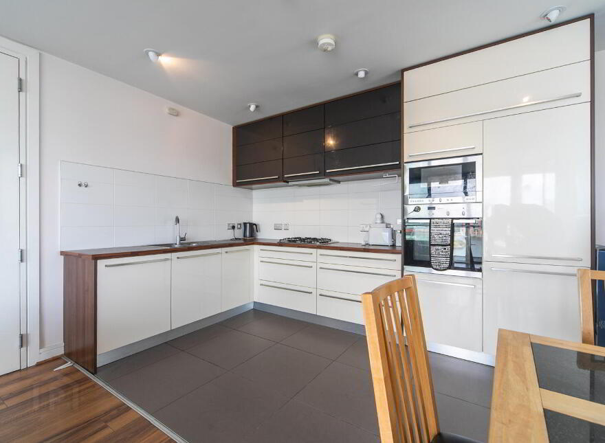 Apartment 6.14 The Arc 2f Queens Road, Belfast, BT3 9FG