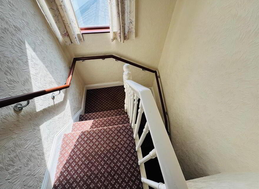 33 Iona Terrace, L'Derry, BT47 6EY