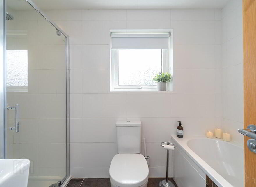 94 Trossachs Drive, Belfast, BT10 0HU