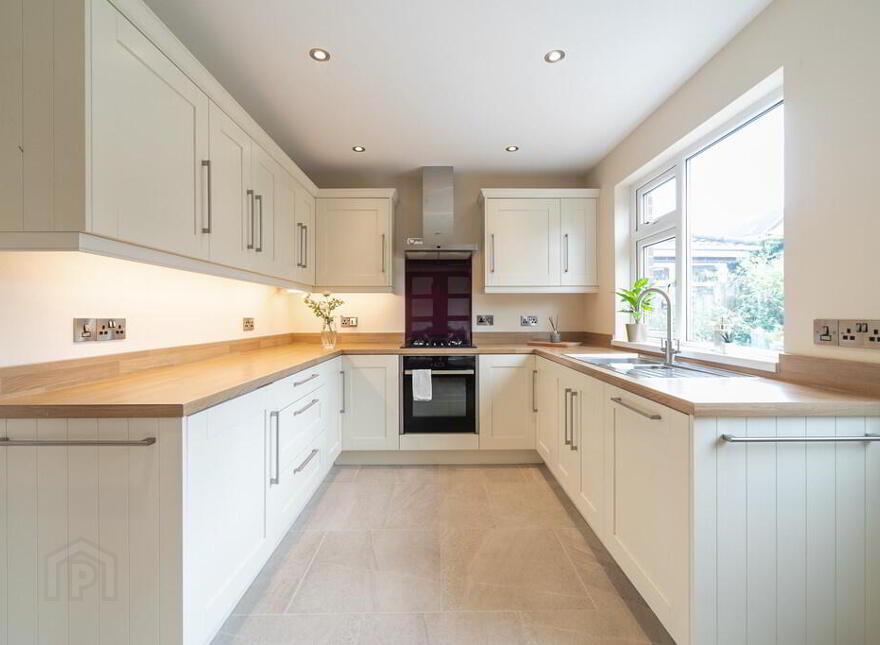 94 Trossachs Drive, Belfast, BT10 0HU