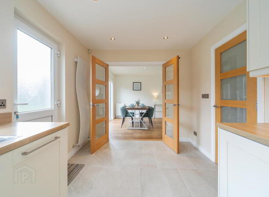 94 Trossachs Drive, Belfast, BT10 0HU