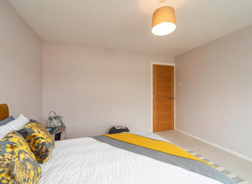 94 Trossachs Drive, Belfast, BT10 0HU