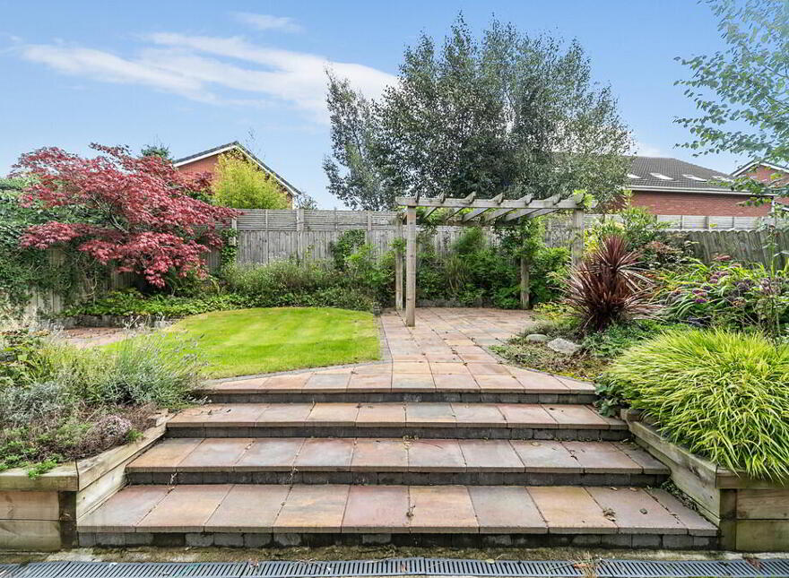 94 Trossachs Drive, Belfast, BT10 0HU