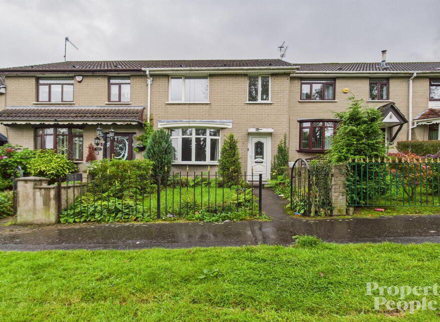 53 Juniper Park, Dunmurry, Belfast, BT17 0BQ photo