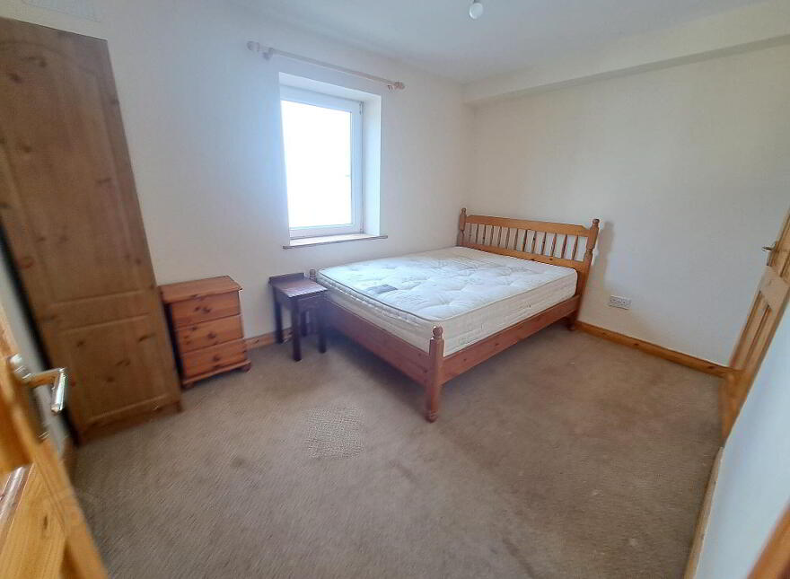 1 Library Corner, Manorhamilton, F91KH68
