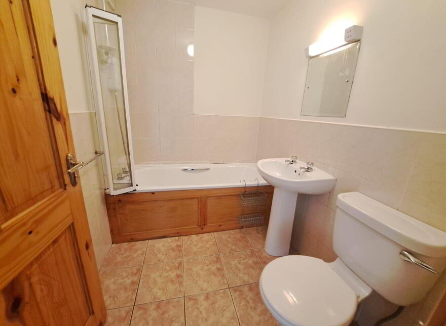 1 Library Corner, Manorhamilton, F91KH68