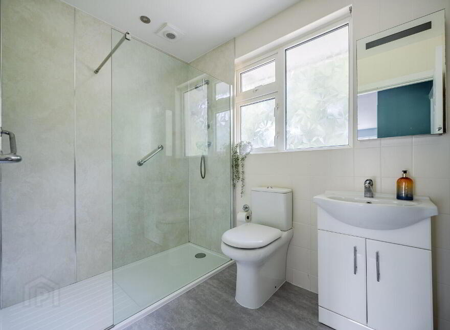 37 Seymour Road, Bangor, BT19 1BL
