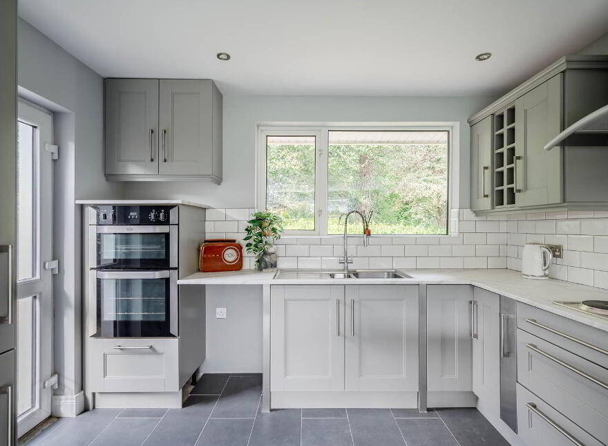 37 Seymour Road, Bangor, BT19 1BL