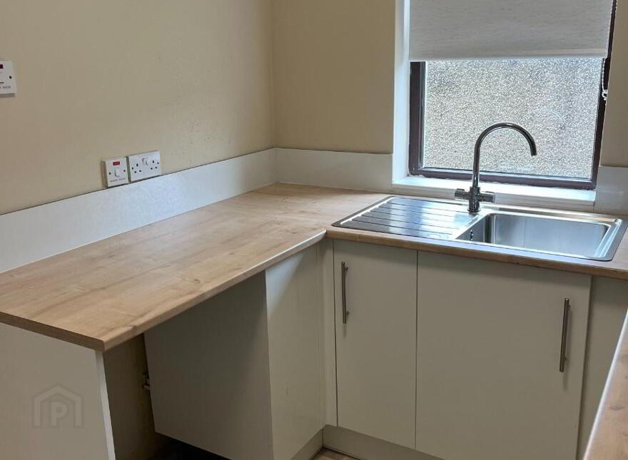 2 Downshire Apts, 16 Church View, Dundrum, BT33 0NA