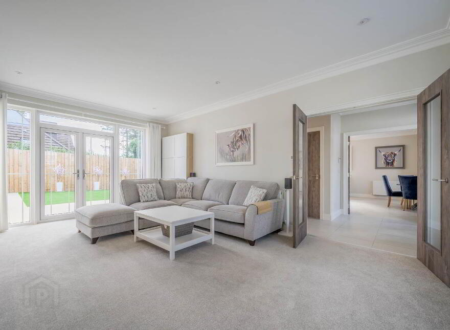 11 Brynmor Park, Newtownards, BT23 7BX