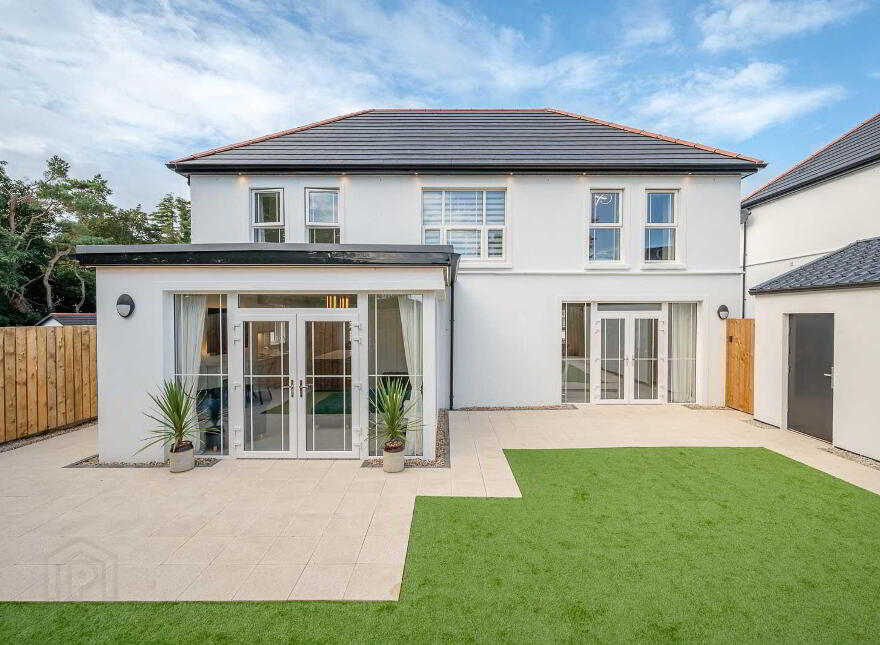 11 Brynmor Park, Newtownards, BT23 7BX