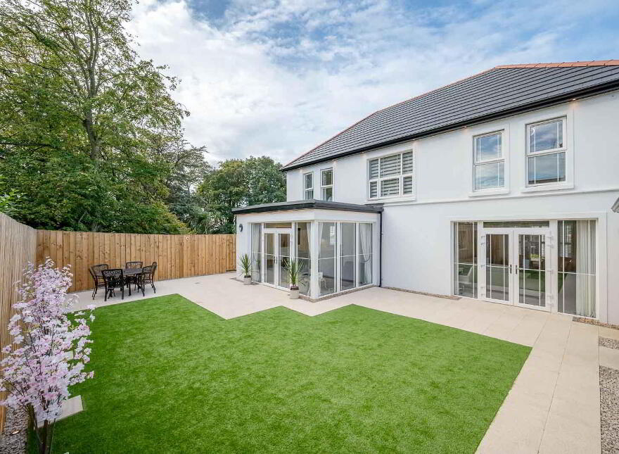 11 Brynmor Park, Newtownards, BT23 7BX