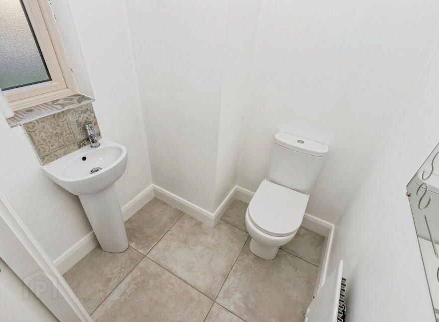 48 Woodbrook Avenue, Lisburn, BT28 2ZG