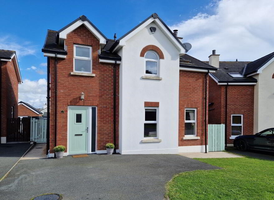 17 Lis Ard Court, Newry, BT35 8WS