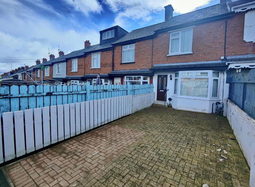 37 Estoril Park, Belfast, BT14 7NG