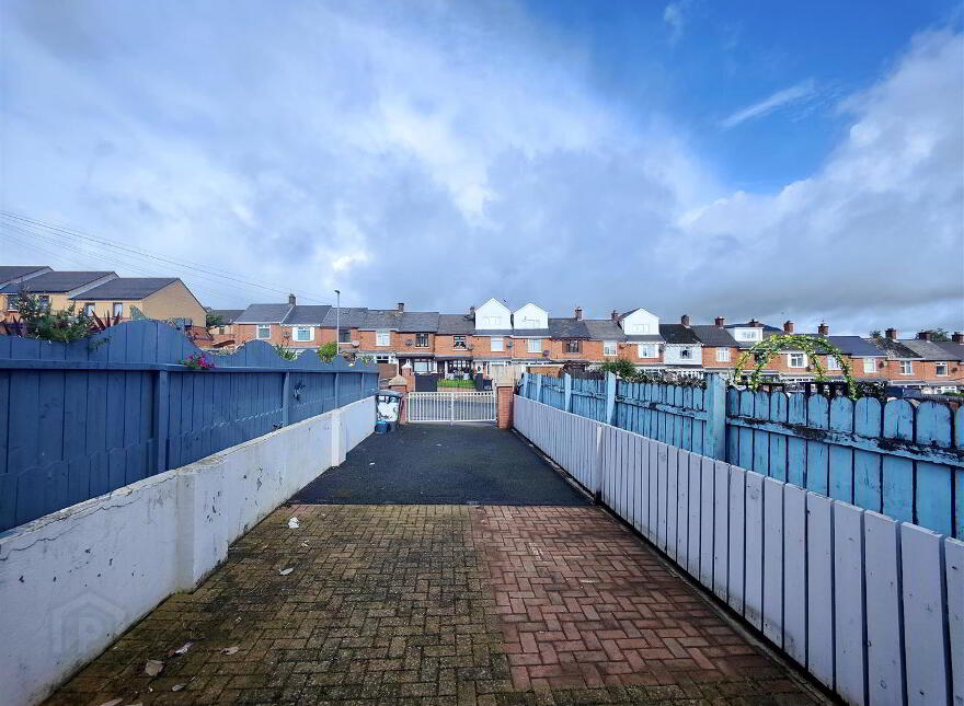 37 Estoril Park, Belfast, BT14 7NG