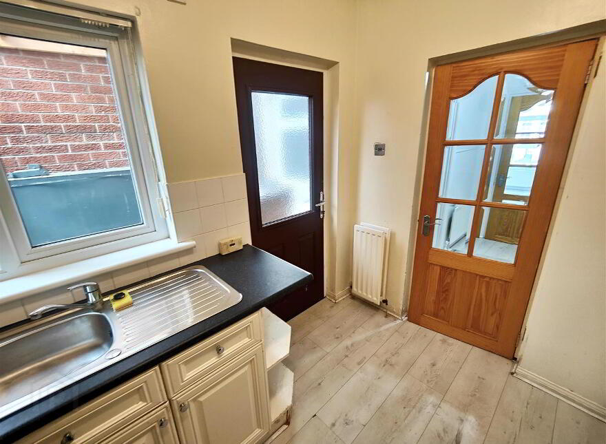 37 Estoril Park, Belfast, BT14 7NG