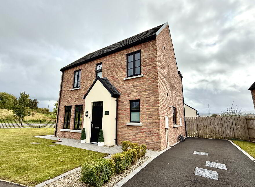 36 Beech Hill View, Drumahoe, Derry, BT47 3FU