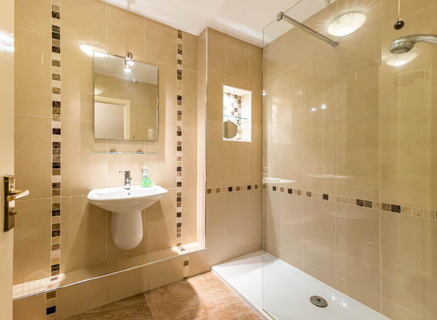 7 Garvey Court, Lisburn, BT27 4DG
