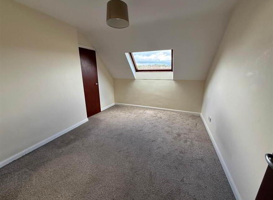 Apt 3, Thornleigh Court, Antrim Road, Lisburn, BT28 2RH