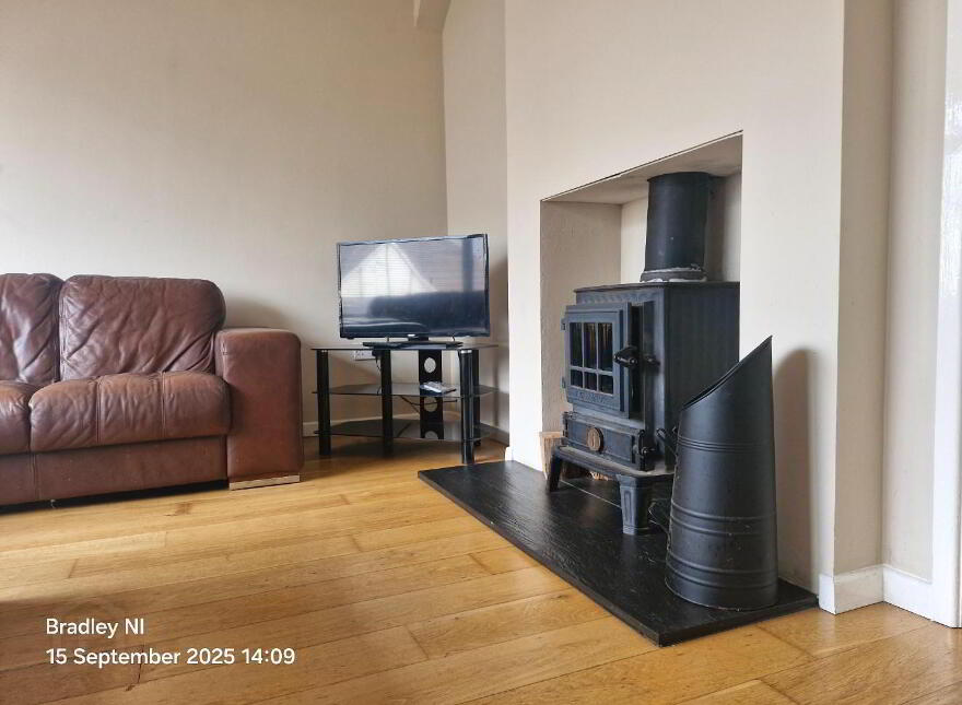 30a Kilbroney Road, Rostrevor, Newry, BT34 3BJ