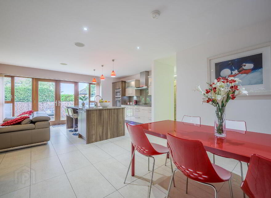 94 Old Holywood Road, Belfast, BT4 2HP