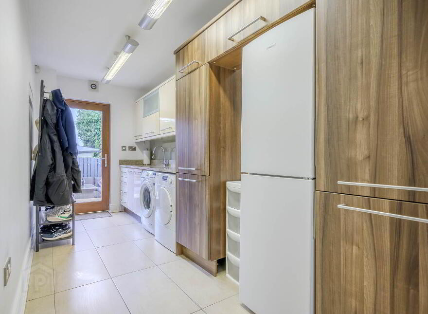94 Old Holywood Road, Belfast, BT4 2HP